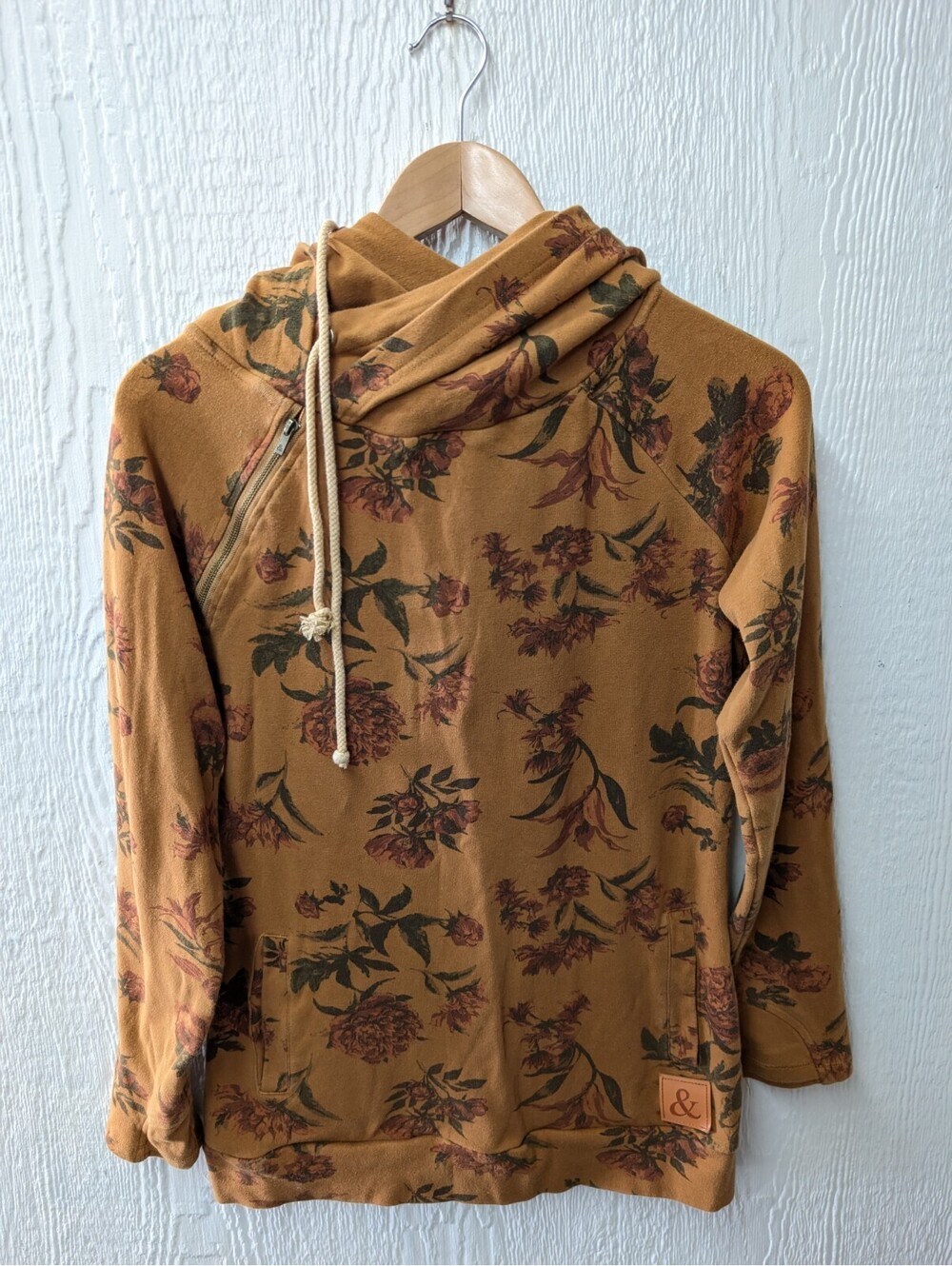 Ampersand Avenue Floral Double Hoodie Pullover Fall Autumn Cozy Casual Medium